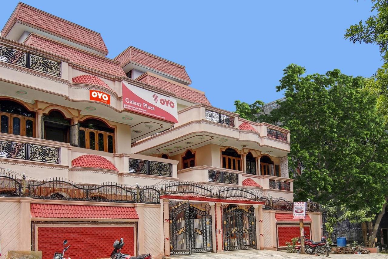 Oyo Galaxy Plaza Hotel Ghaziabad Bagian luar foto